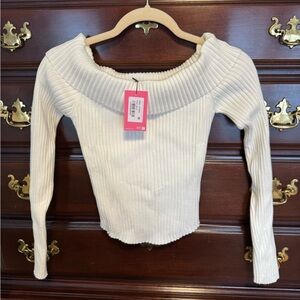 Edikted Off-Shoulder Ribbed White Sweater